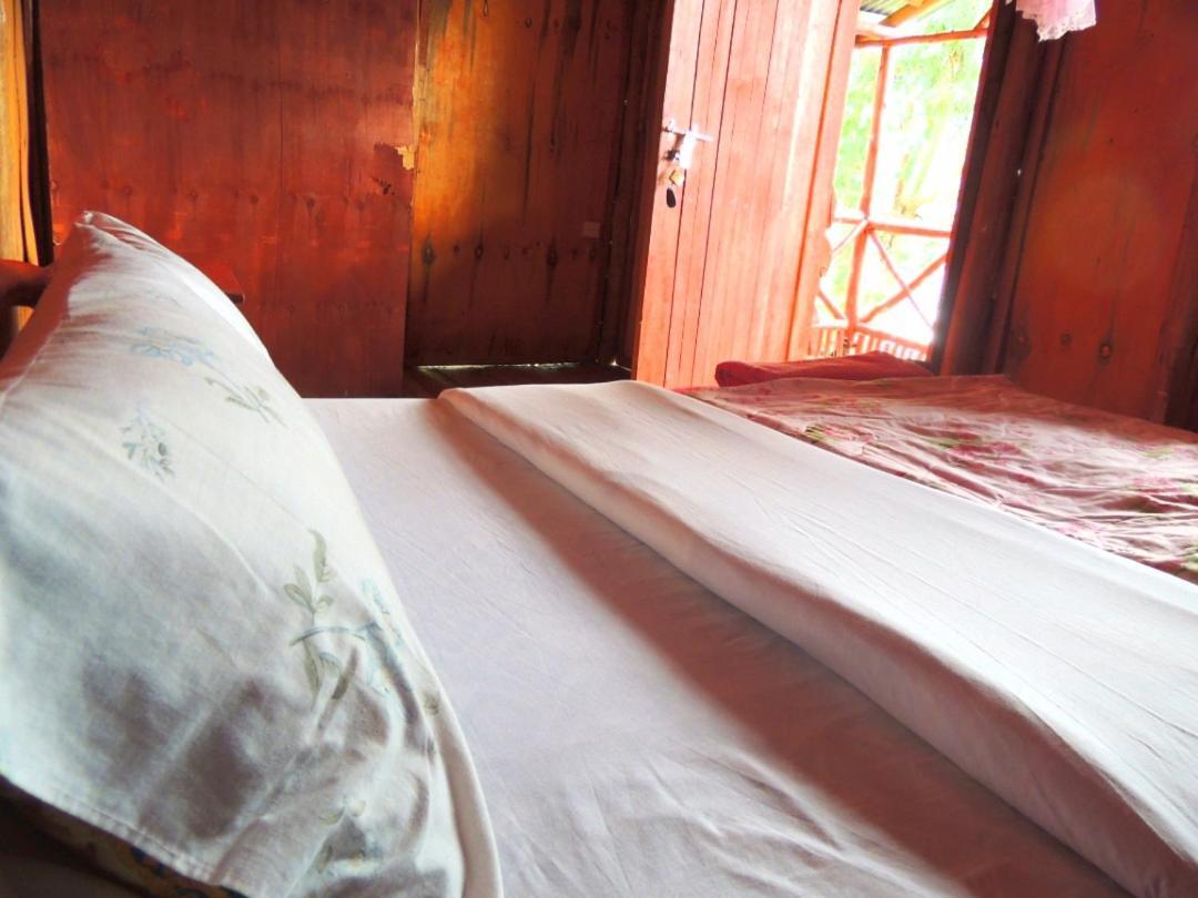 Mutanda Eco Community Center Hotel Kisoro Buitenkant foto