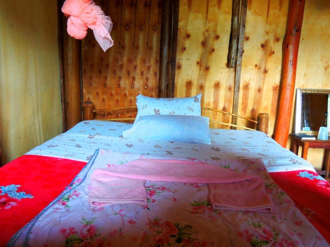 Mutanda Eco Community Center Hotel Kisoro Buitenkant foto