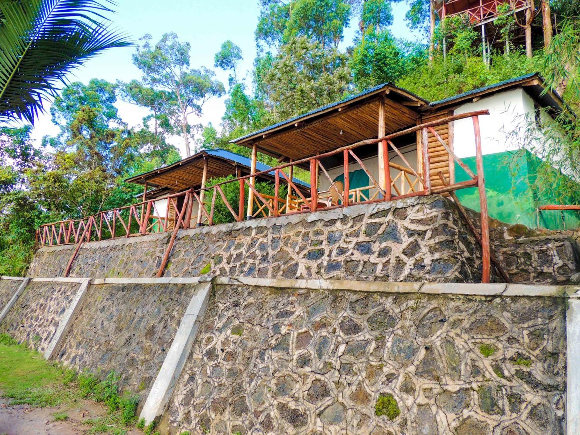 Mutanda Eco Community Center Hotel Kisoro Buitenkant foto